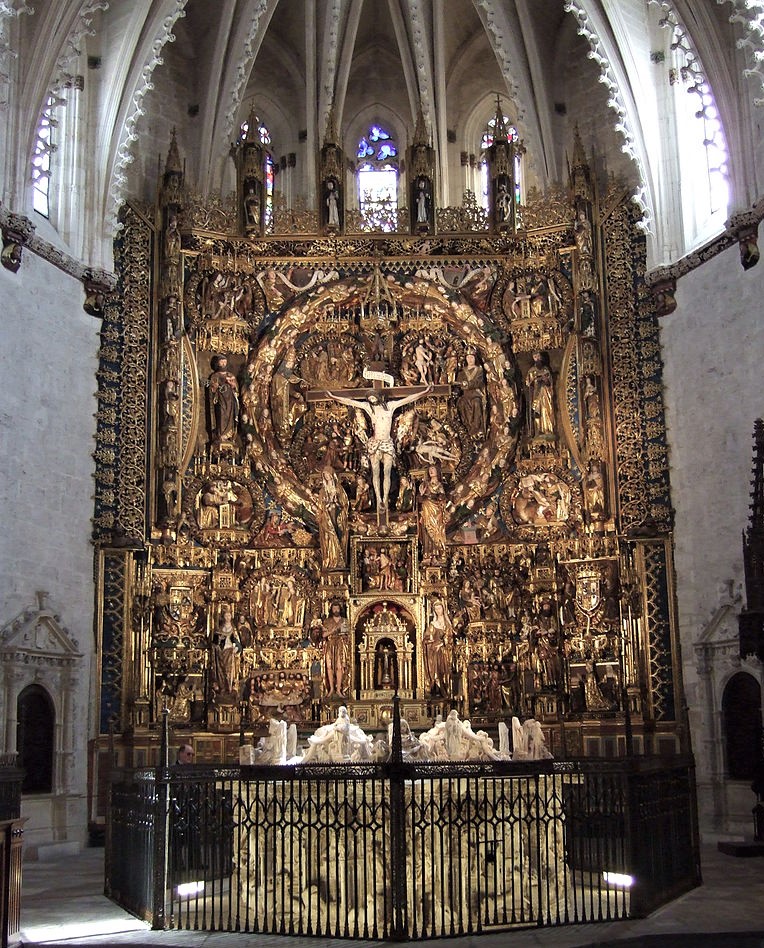 Cartuja_de_Moraflores_(Burgos)_-_Retablo_mayor_y_tumba_de_Juan_II