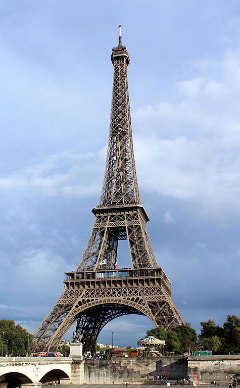 Eiffel_tower_(375)